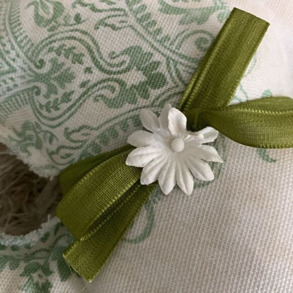 Handmade Cottage-core Country Distressed Edge Style Rabbit Throw Accent Pillow - Picture 6 of 16